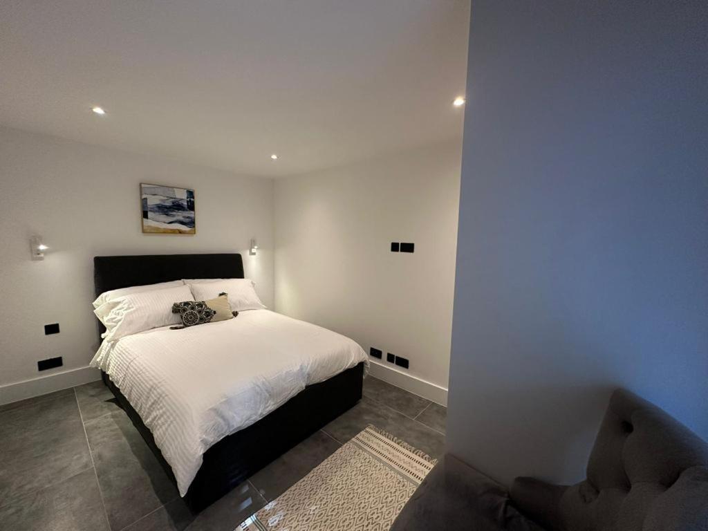 Two Bedroom House In Kilburn Londres Exterior foto